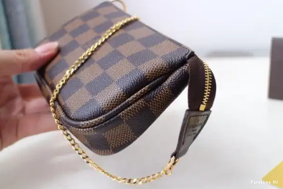 First bags ru POCHETTE LOUIS MINI ACCESSOIRES VUITTON 0612